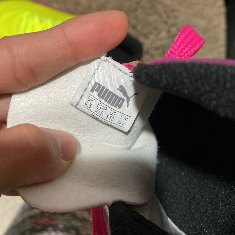 Puma Shoes - Picture 4 of 4